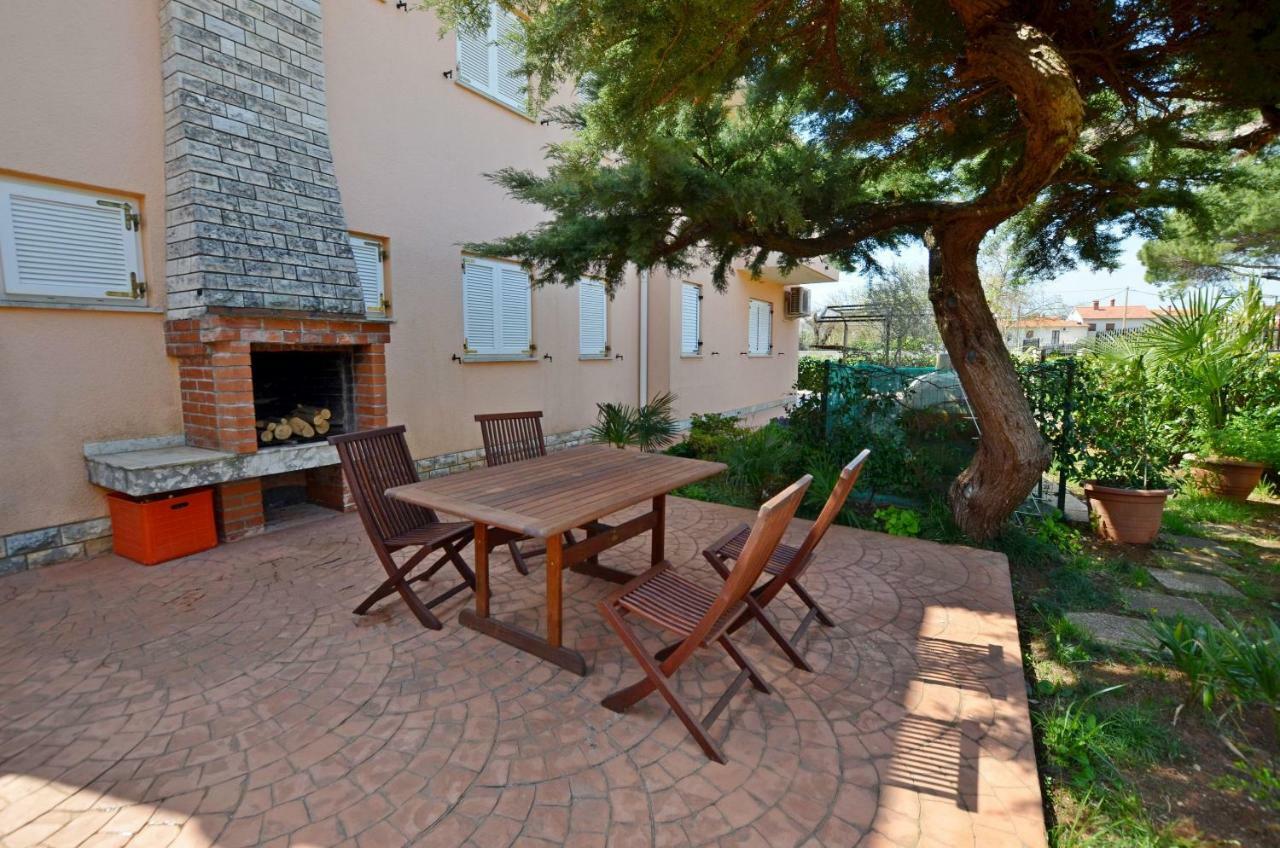 Villa Di Te Nema Pula Ngoại thất bức ảnh